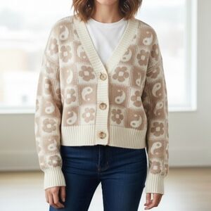 American Eagle Plaid Flower Ying Yang Button Down Long Sleeve Sweater